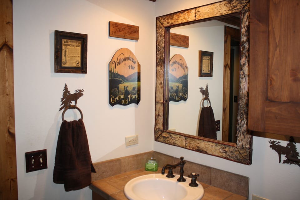 cabin bathroom
