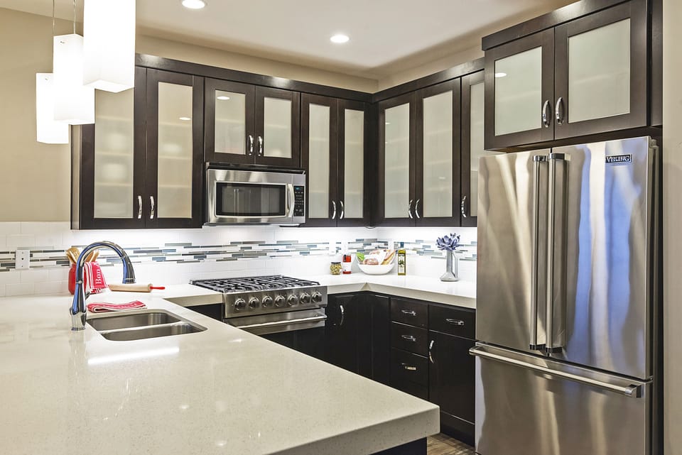 Fully Equipped Gourmet Kitchen with Viking Appliances