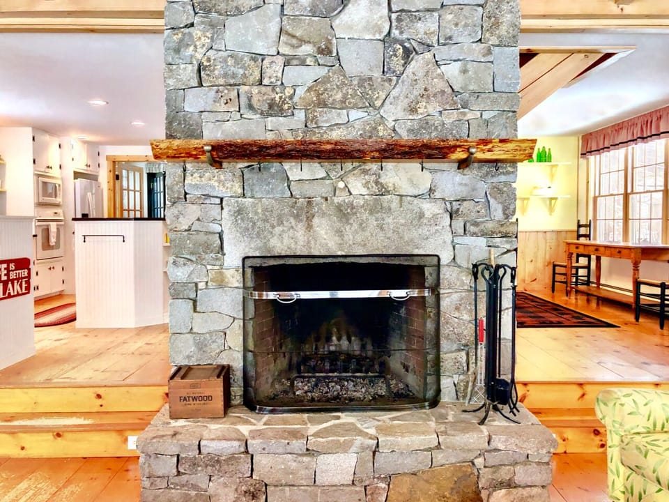Cozy wood-buring fireplace!