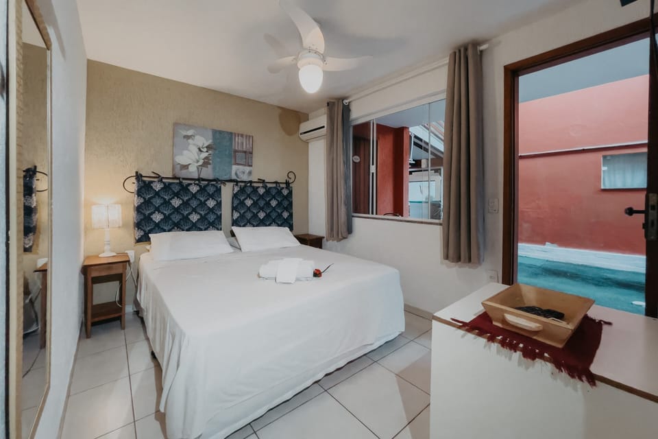 Economy Room | Minibar, WiFi (free), bed sheets
