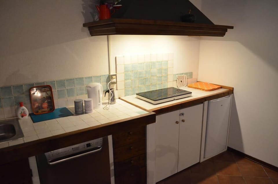 Family Apartment, 1 Bedroom | Private kitchen | Fridge, oven, stovetop, highchair