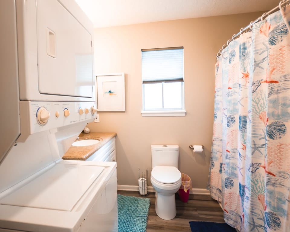 hallway full bathroom