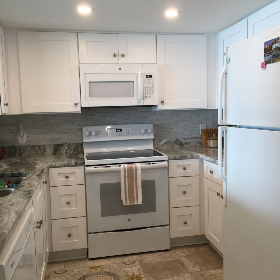 Kitchen, 
Mr Coffee, Keurig, Toaster all available for your use.