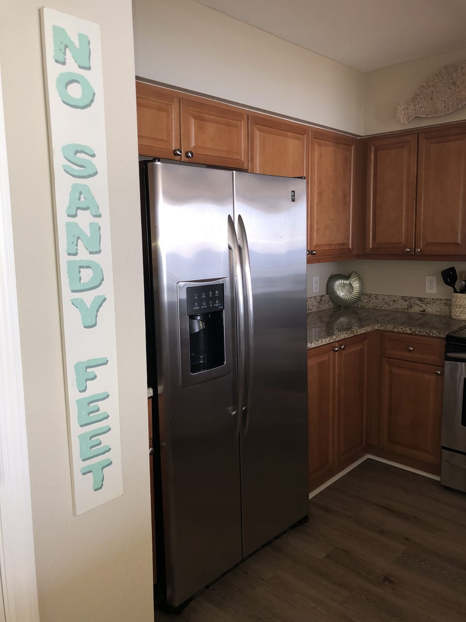 Brand new refrigerator freezer with convenient ice in the door!