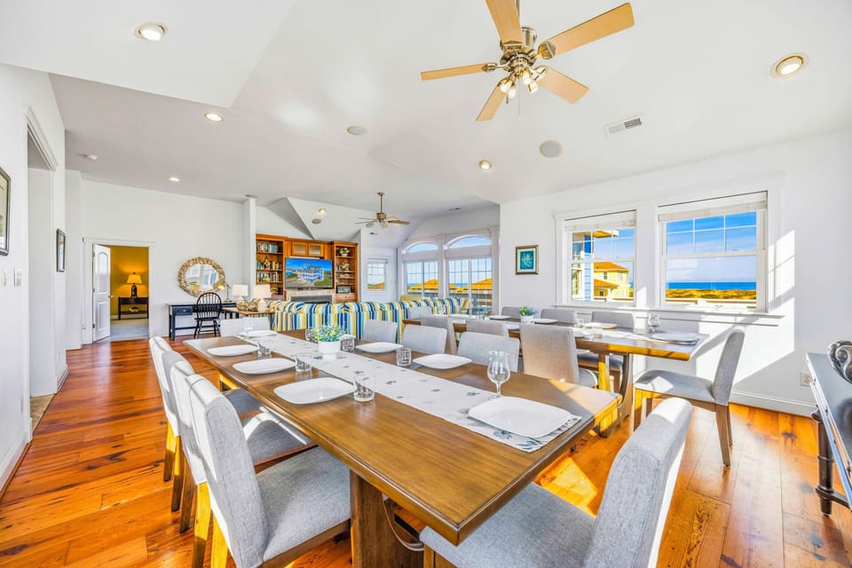Surf or Sound Realty - 564 - High Seas - Dining Area -2