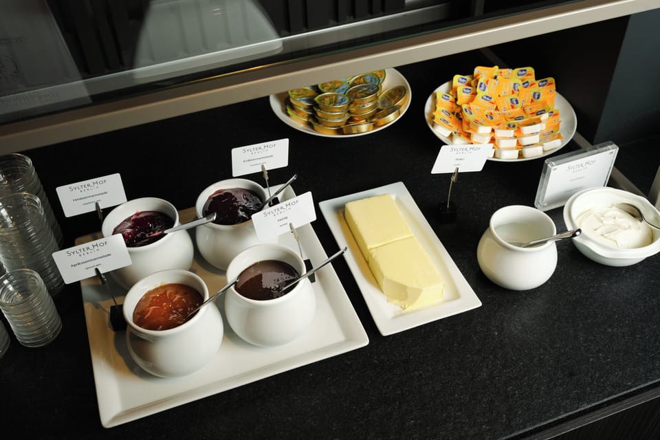 Daily continental breakfast for a fee