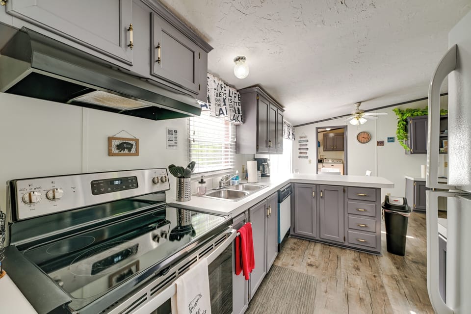 Kitchen | Cooking Basics | Drip Coffee Maker