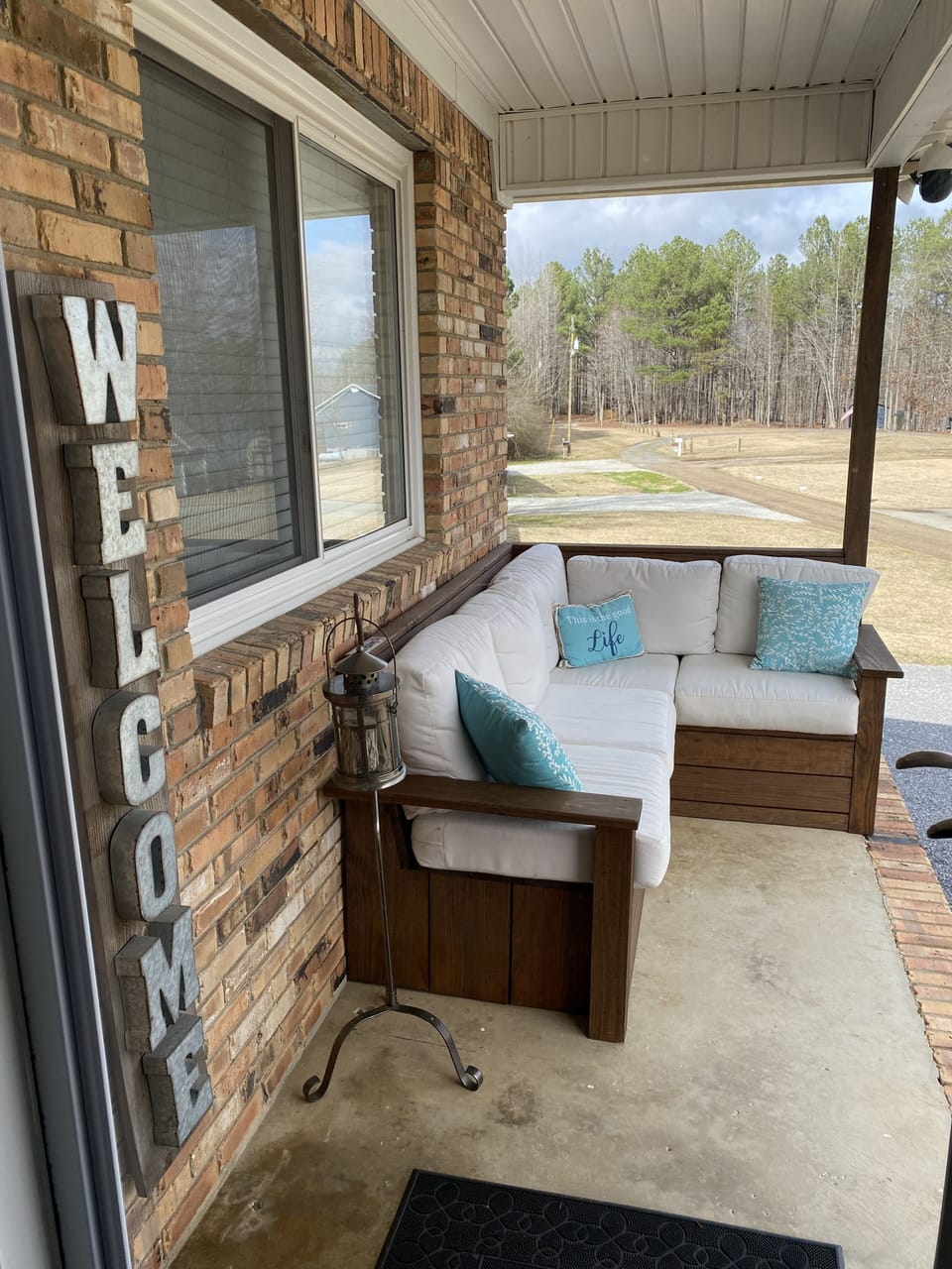 Comfy Bench seating overlooking the lake, great for relaxing with a good book