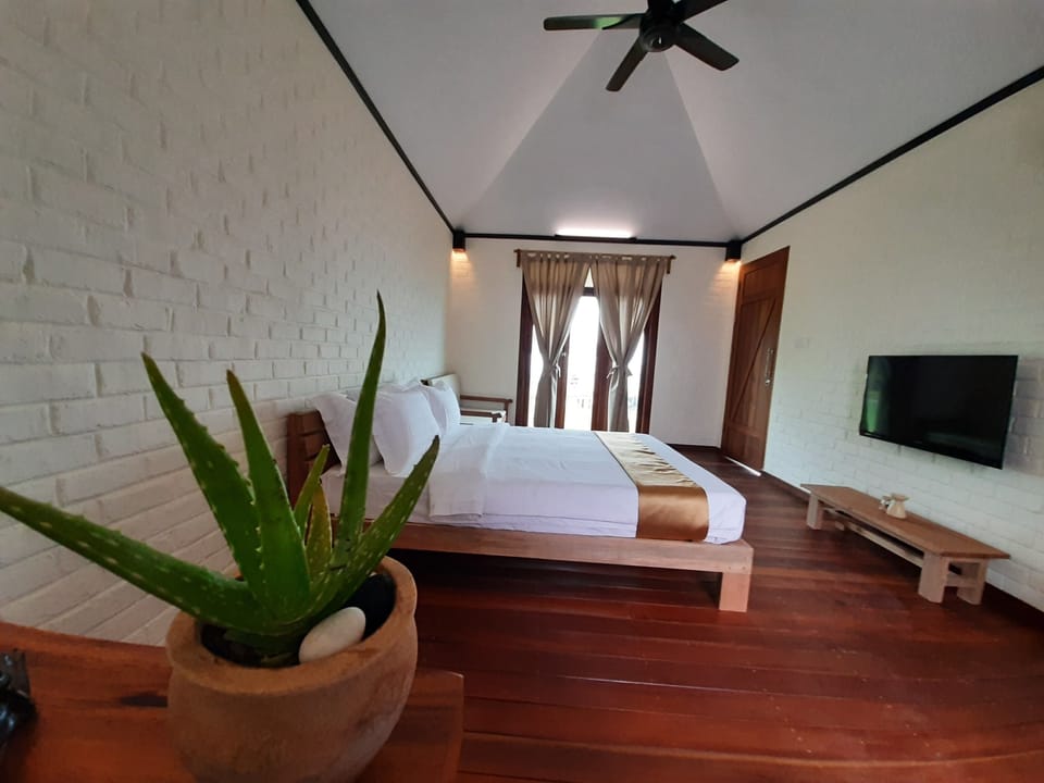 Deluxe Double Room | WiFi (free), bed sheets