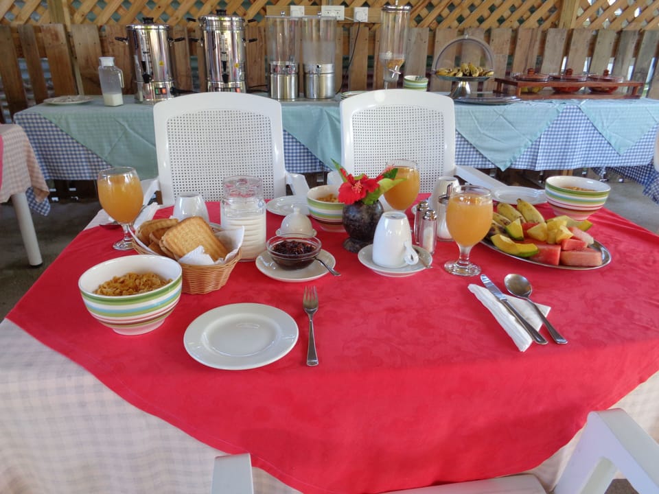 Daily continental breakfast for a fee