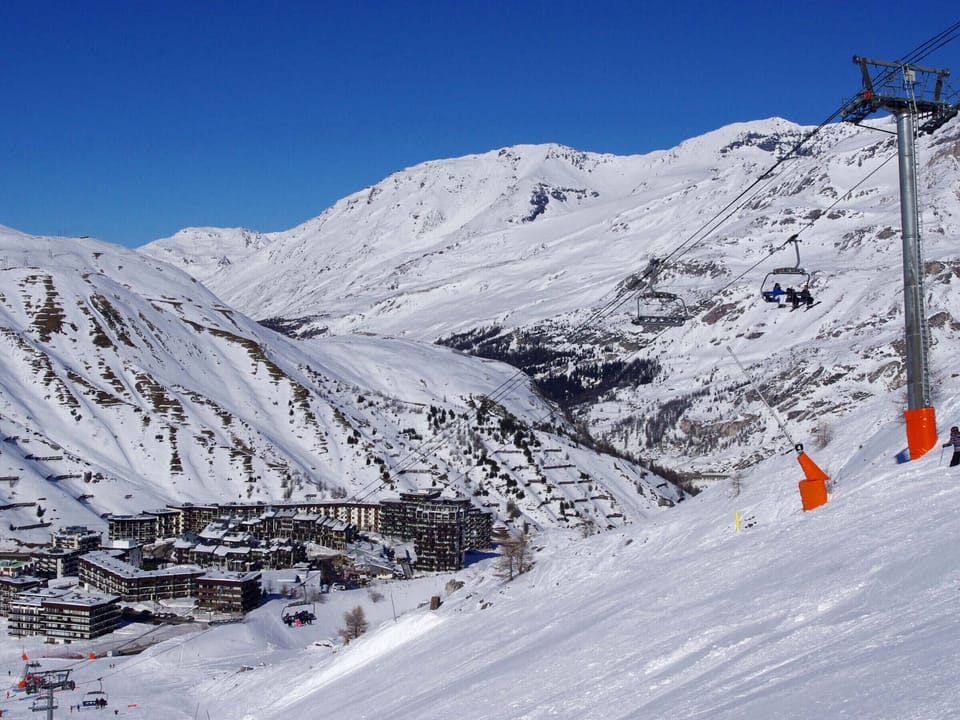 Snow and ski sports