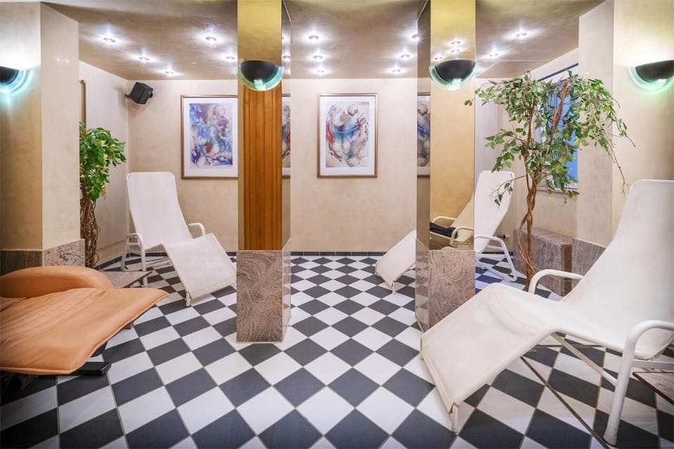 Bernstein Villa Kastania Hotel in Berlin