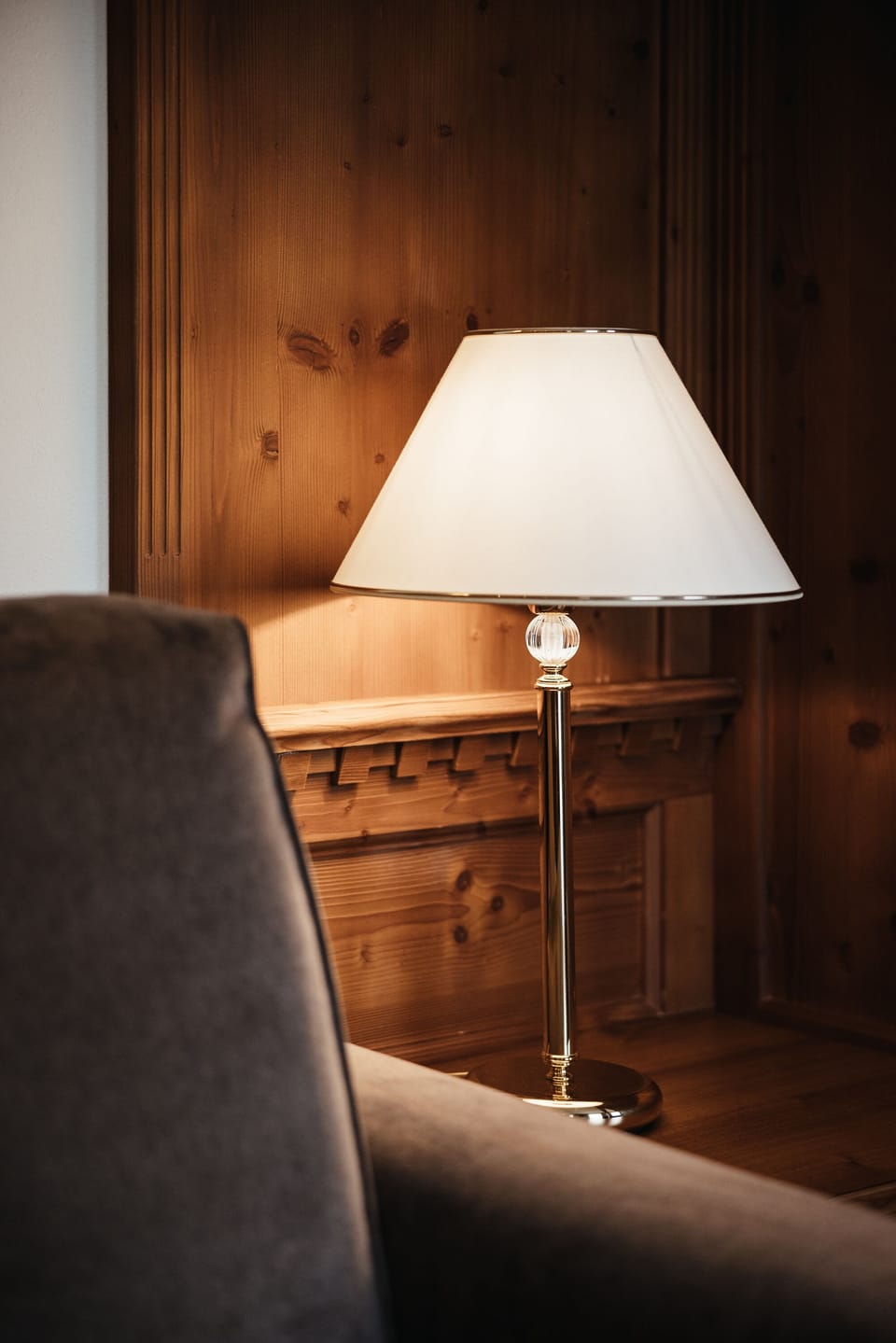 Room, 1 Queen Bed with Sofa bed (Quarzo Rosa) | Living area | Flat-screen TV