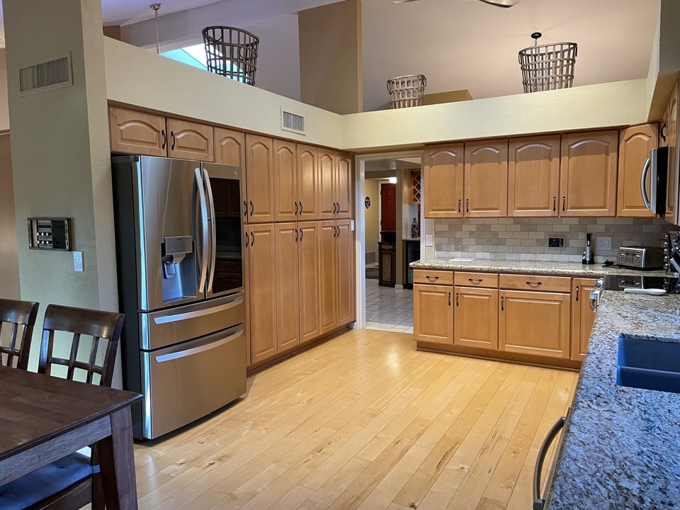 Large Kitchen