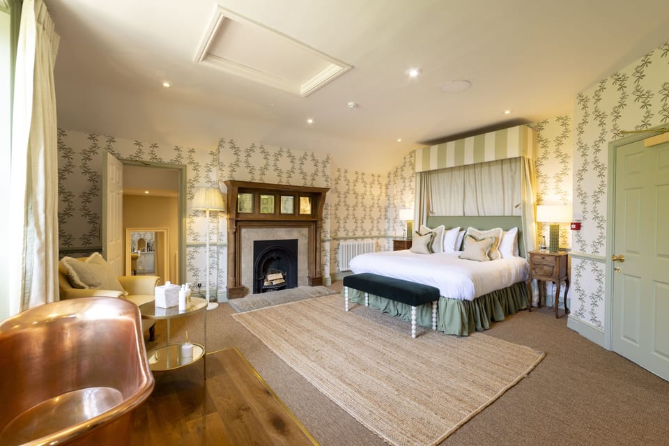 Fort Henry Suite | Premium bedding, pillowtop beds, individually decorated