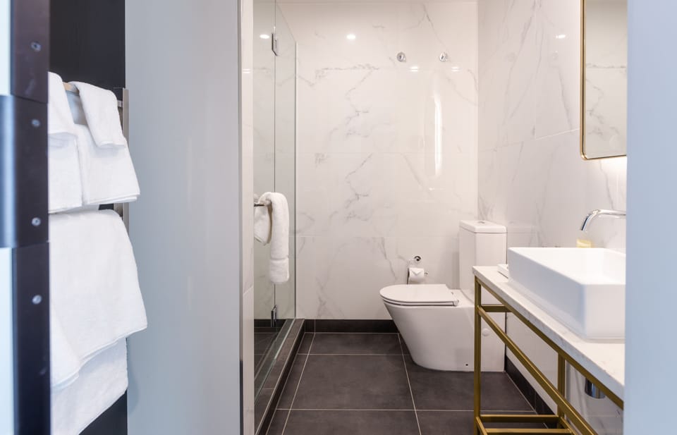 Bathroom shower