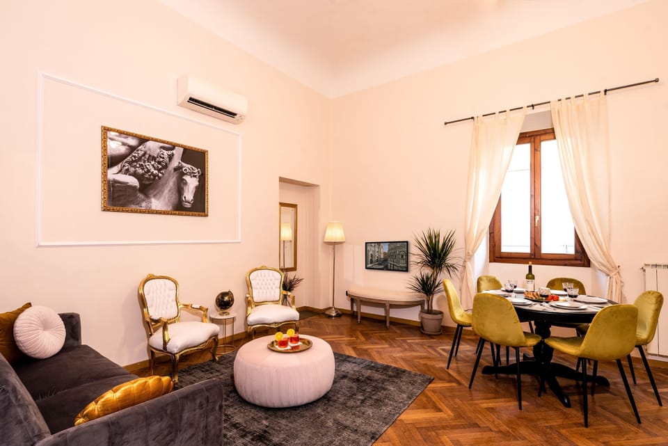 Apartment, 3 Bedrooms | Living room | 21-inch flat-screen TV with digital channels, TV