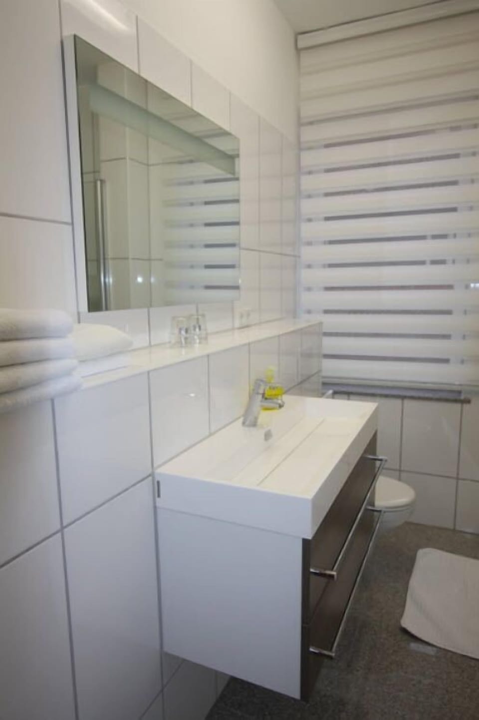 Shower, towels