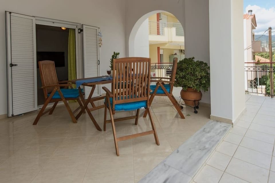 Apartment | Terrace/patio