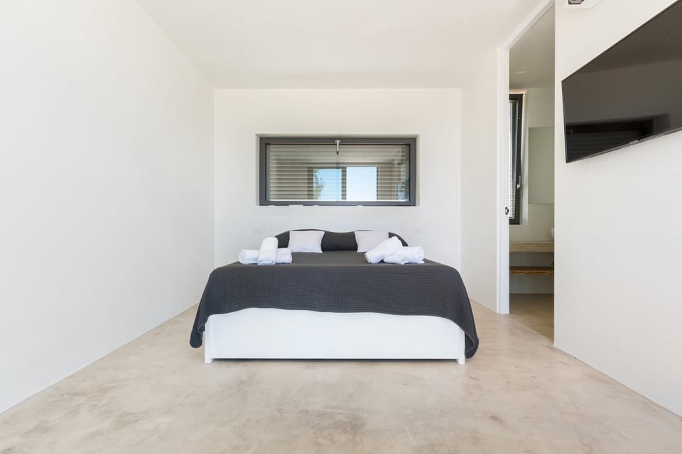 Comfort House, 4 Bedrooms | Free WiFi