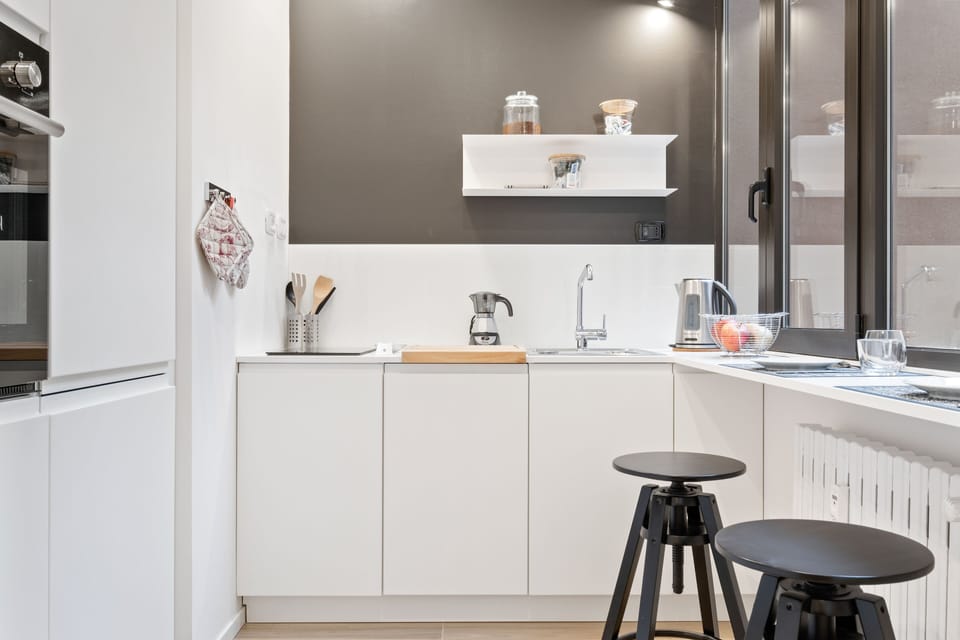 Apartment, 1 Bedroom | Private kitchen | Full-size fridge, oven, stovetop, dishwasher