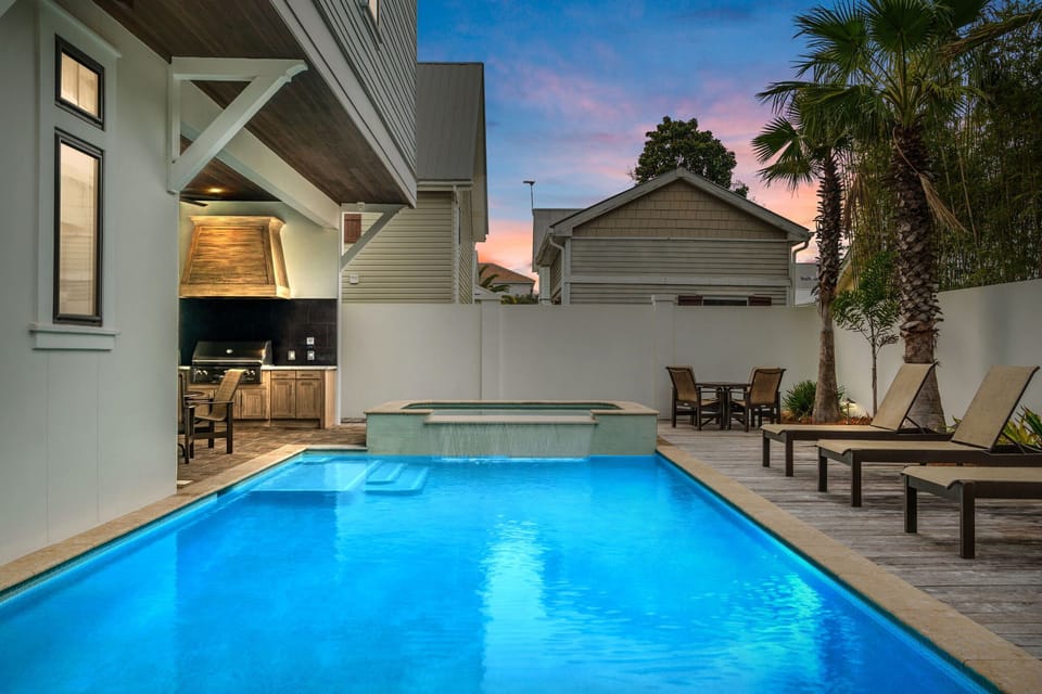 Private pool 