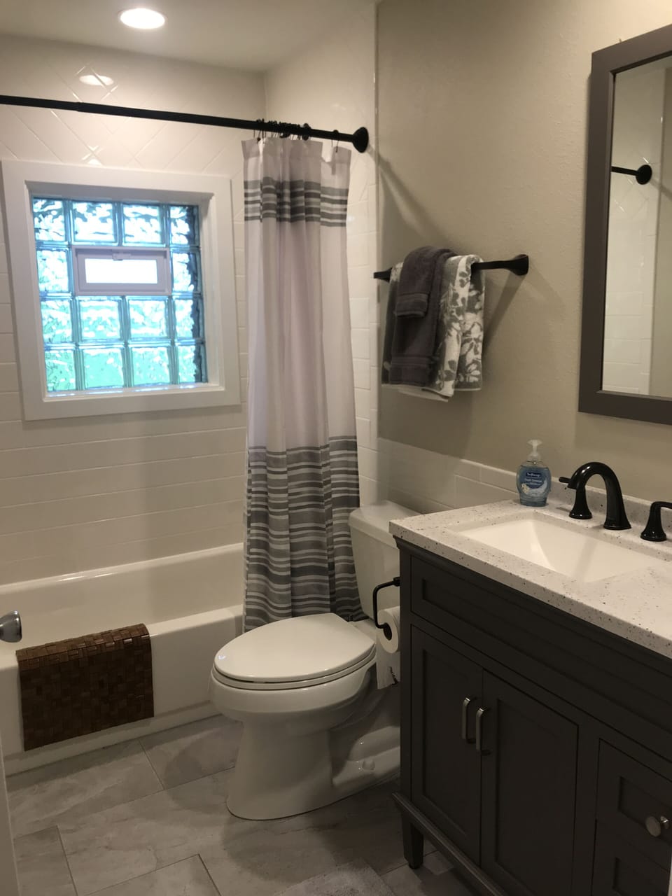 Full bathroom