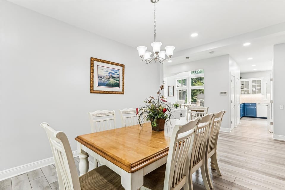 Dining Room at 11 Cartgate