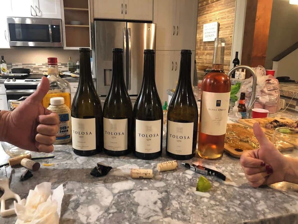 Good wine + good friends + BlackSands = great time