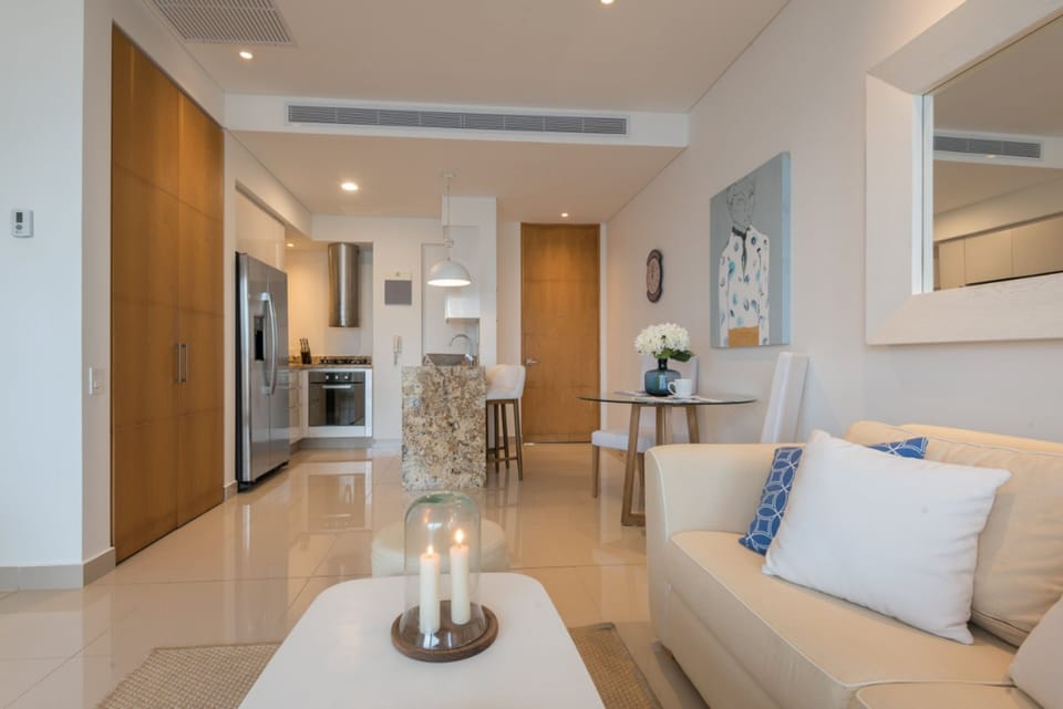 Classic Apartment, 1 Double Bed, Private Bathroom, Ocean View | Living area | Flat-screen TV