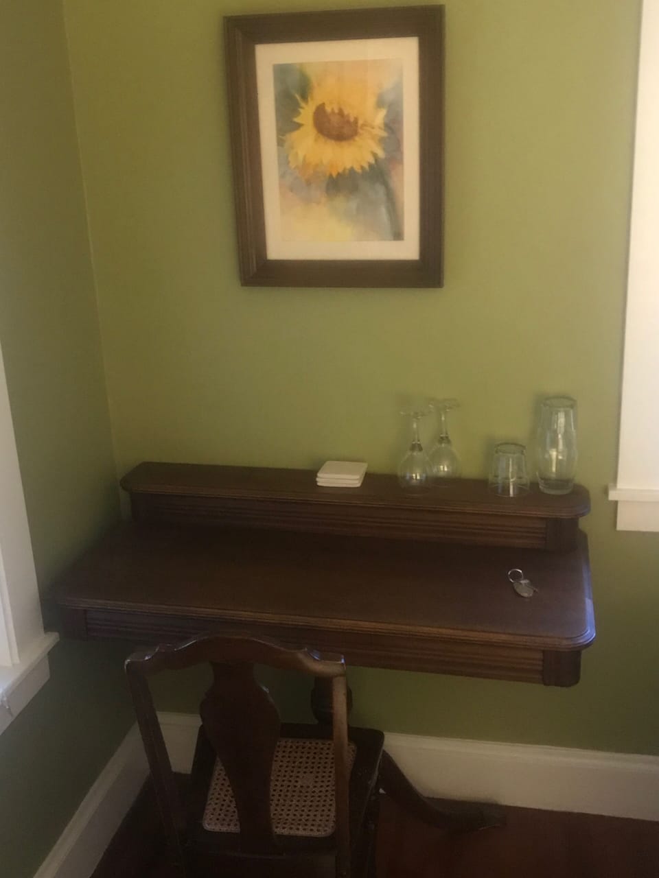 East Deluxe Room, 1 Queen Bed, Jetted tub | Premium bedding, laptop workspace, iron/ironing board, WiFi (free)