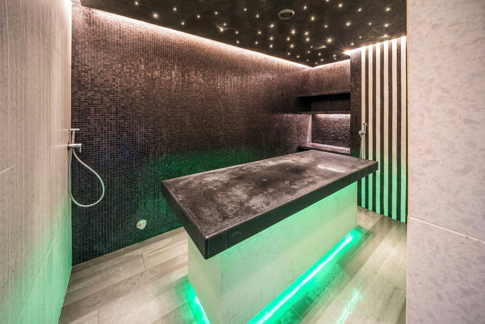 Wellton Riverside SPA Hotel Hotel in Riga