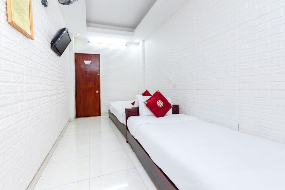 Spot on Standard Twin | Soundproofing, free WiFi, bed sheets