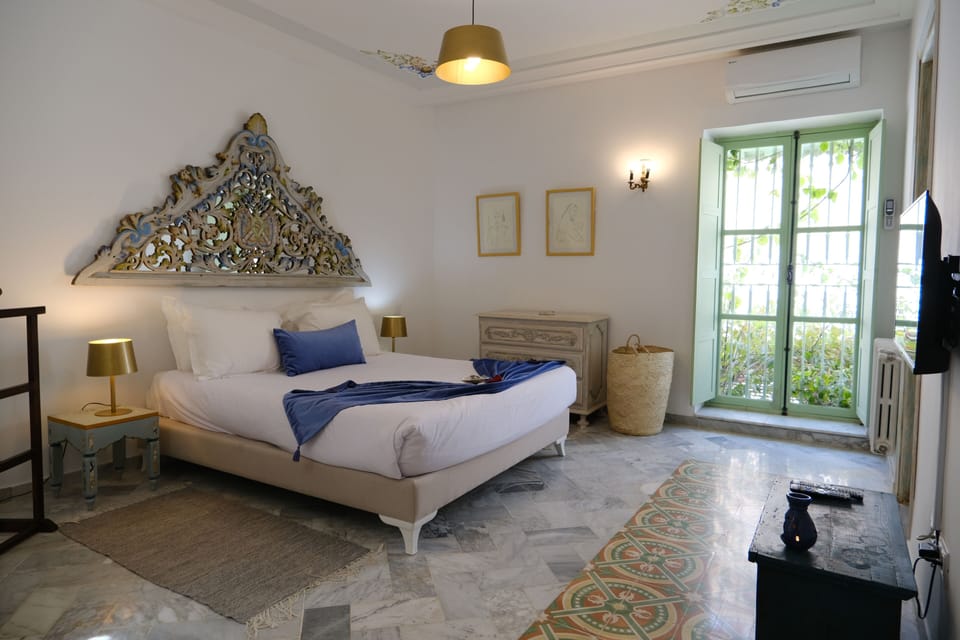 Deluxe Double Room | Premium bedding, desk, laptop workspace, blackout drapes