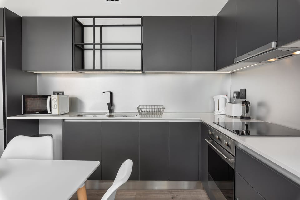 Classic Apartment, 1 Bedroom | Private kitchen | Full-size fridge, microwave, oven, stovetop