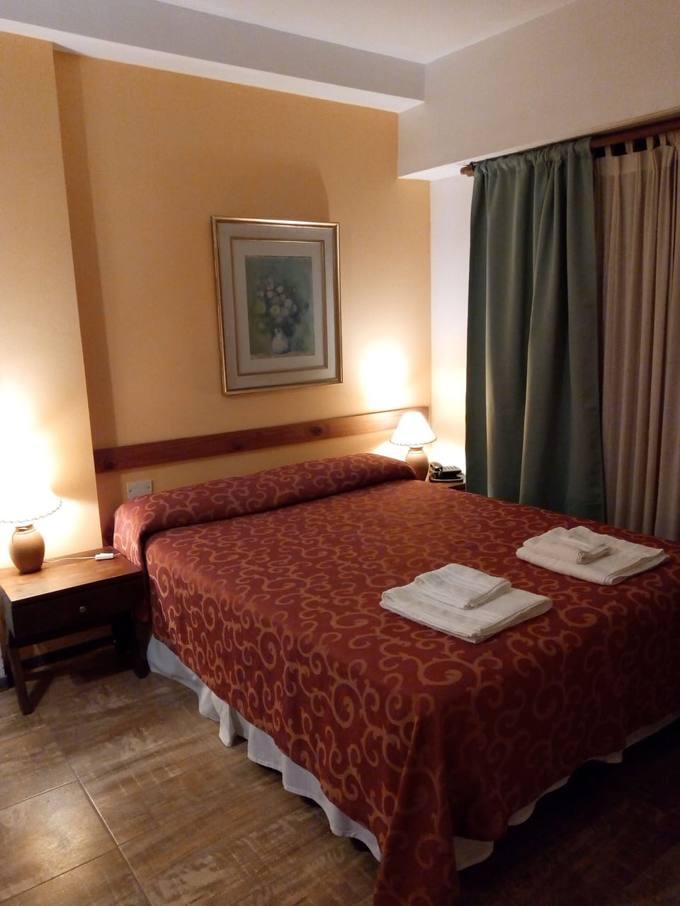 Standard Room | Hypo-allergenic bedding available, desk, blackout drapes, WiFi (free)