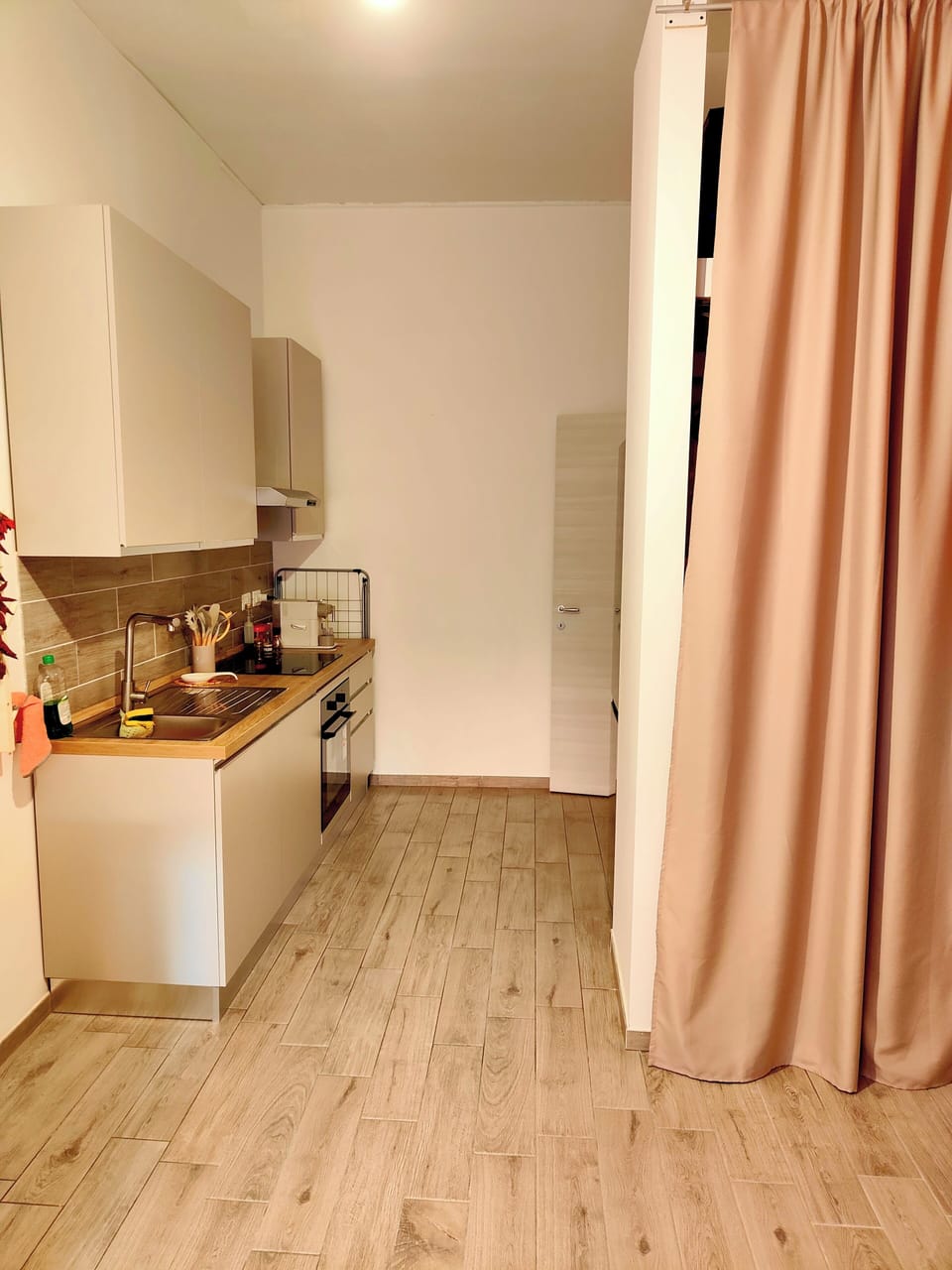 Superior Apartment | Private kitchen | Microwave, stovetop, espresso maker, coffee/tea maker