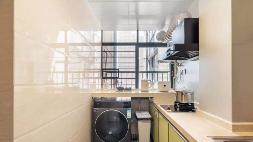 Fridge, stovetop, rice cooker, cookware/dishes/utensils