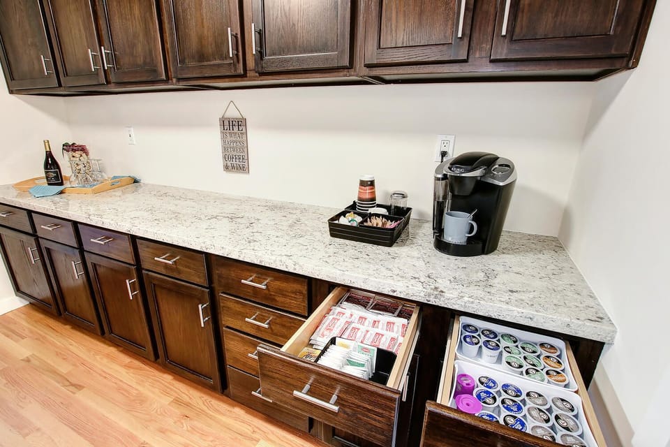 Kuerig with multiple favors of coffee, tea, cider and hot cocao also availalable