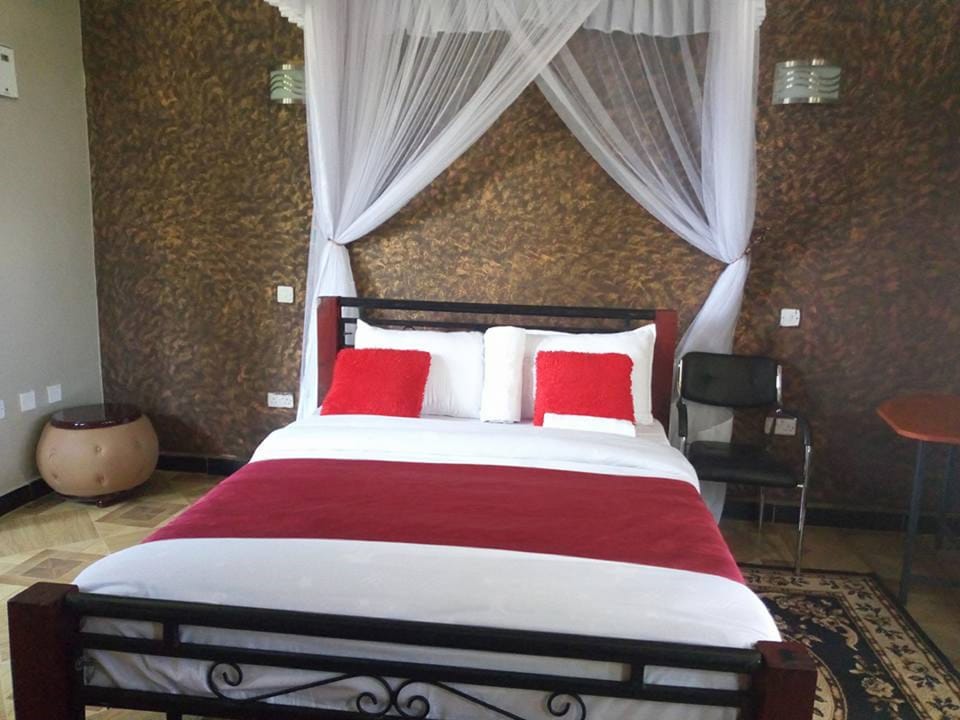Standard Room | Desk, blackout drapes, free WiFi, bed sheets