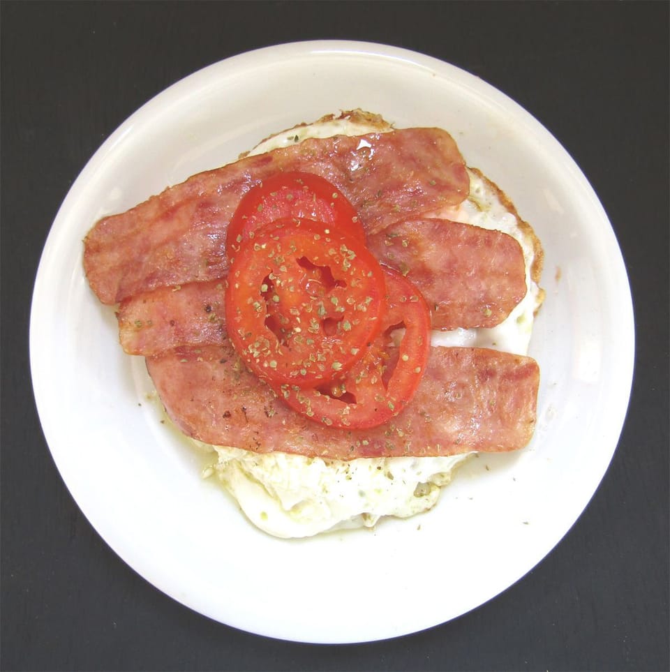 Daily cooked-to-order breakfast for a fee