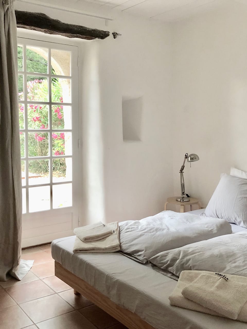 Studio, Pool View | Individually decorated, individually furnished, blackout drapes