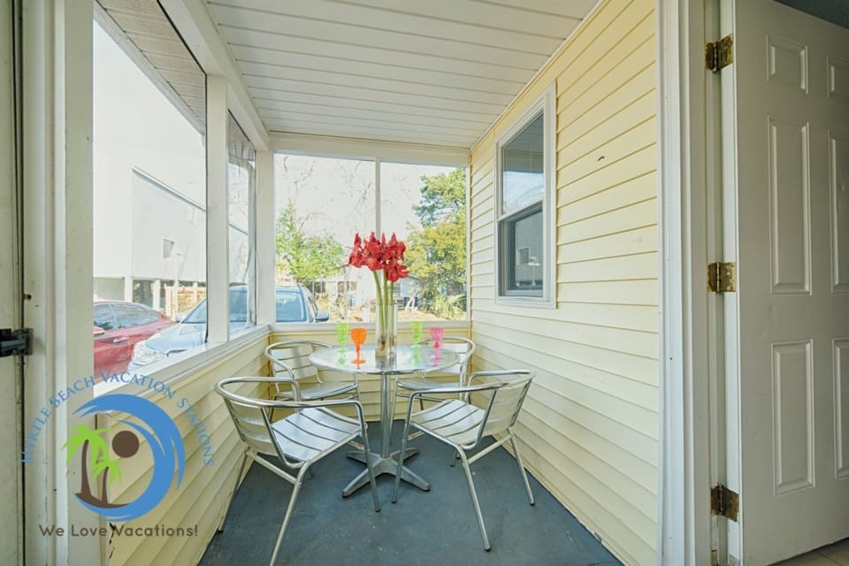 Condo (Windy Hill Villa A) | Exterior