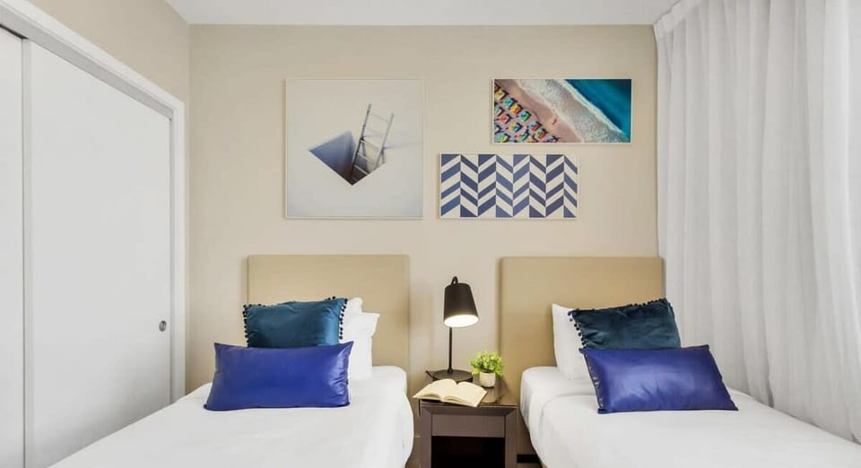 Bedroom 3 (2 Single Beds)