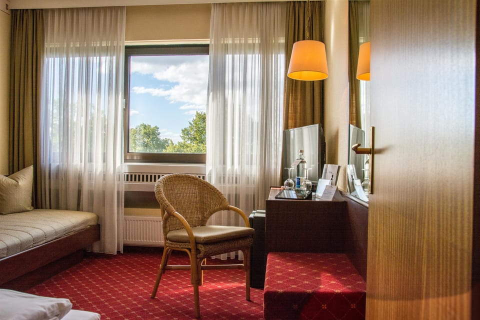 Single Room | Premium bedding, Select Comfort beds, individually decorated, desk