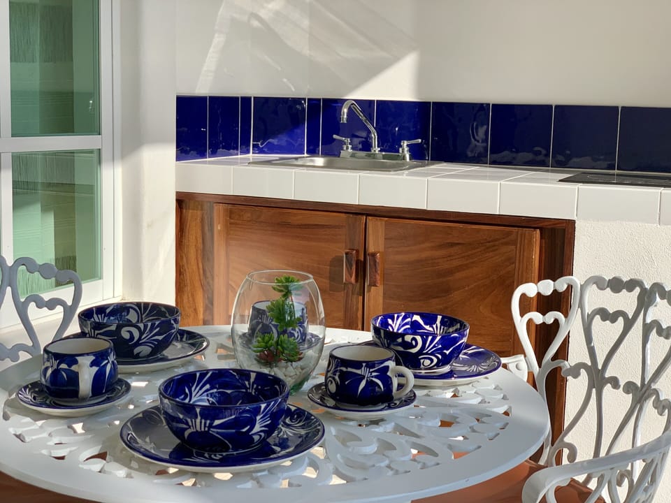 Mini-fridge, cookware/dishes/utensils