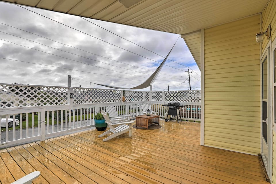 Private Deck