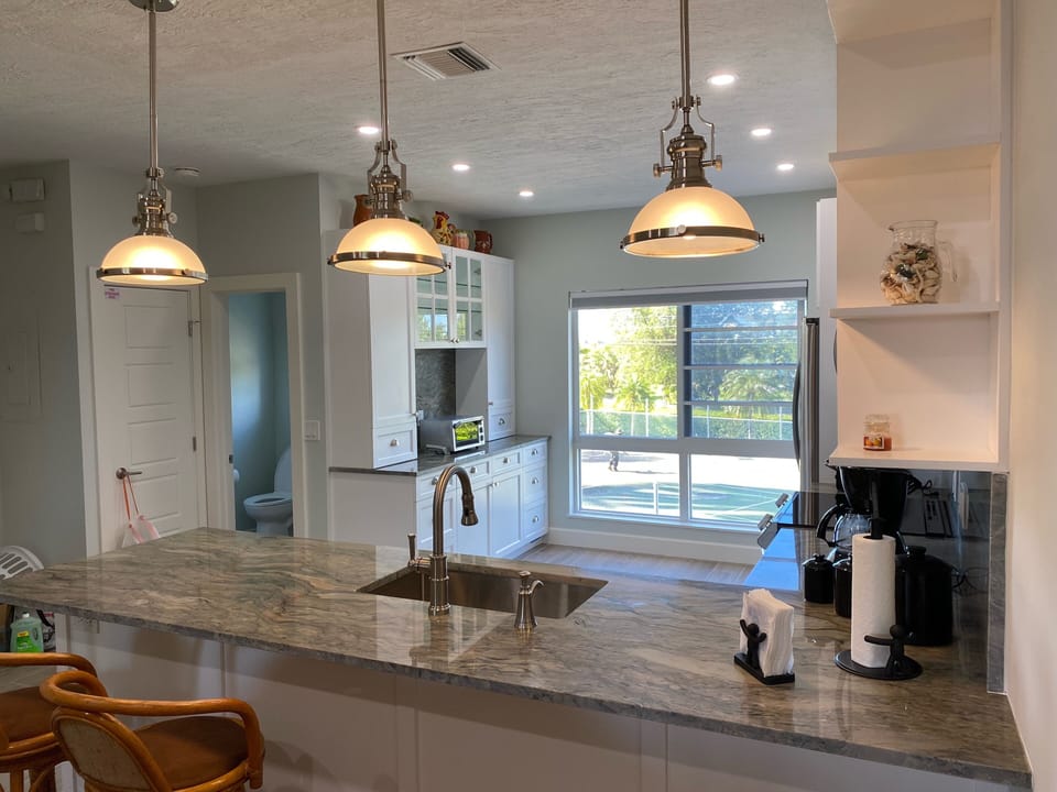 Very spacious new kitchen 