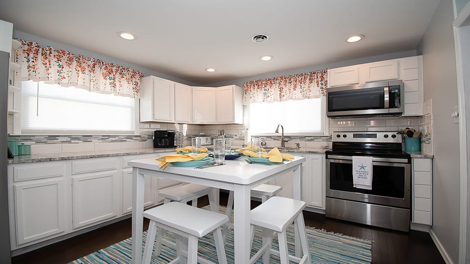 Eat in Kitchen