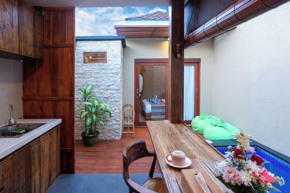 One Bedroom Plunge Pool Villa | Living area | 32-inch flat-screen TV with cable channels